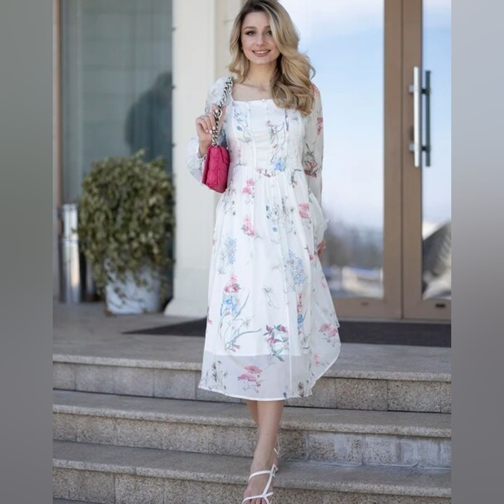 White mini dress floral